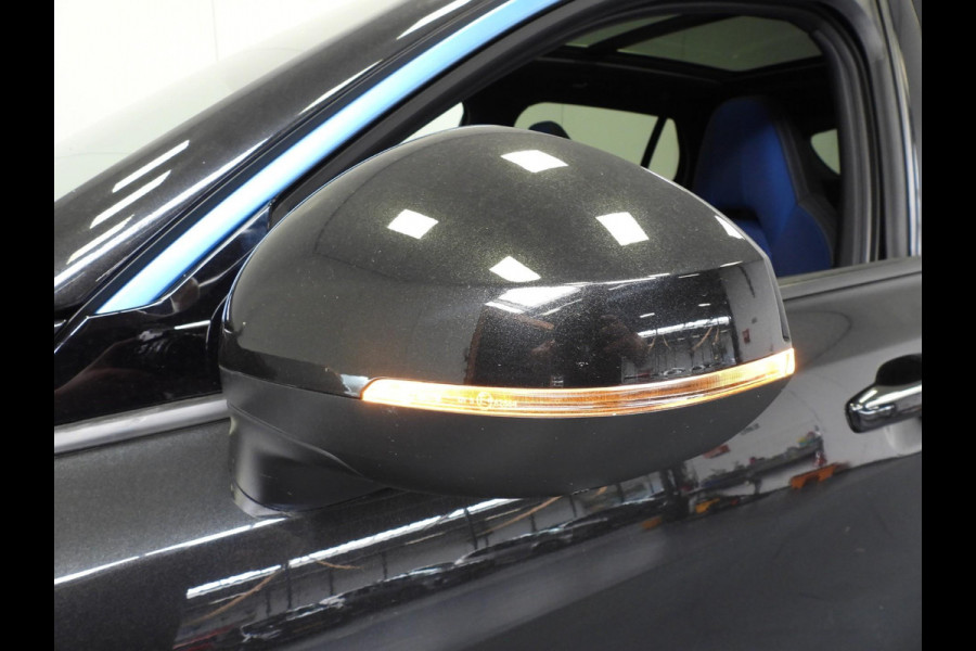 Lynk & Co 01 1.5 PHEV Plug-In ZWARTE HEMEL/360CAM/SCHUIFDAK/LED/20"LMV!