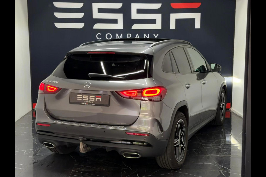 Mercedes-Benz GLA 200 AMG Keyless Pano Dodehoek Memory Trekhaak Multibeam Full Option