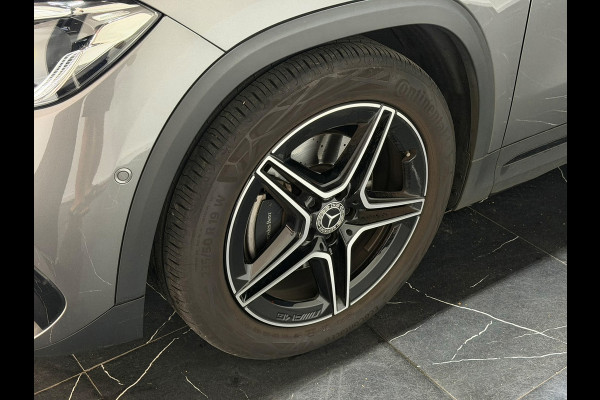 Mercedes-Benz GLA 200 AMG Keyless Pano Dodehoek Memory Trekhaak Multibeam Full Option