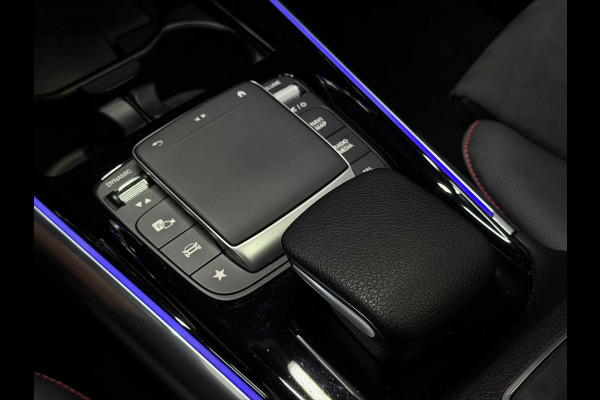 Mercedes-Benz GLA 200 AMG Keyless Pano Dodehoek Memory Trekhaak Multibeam Full Option
