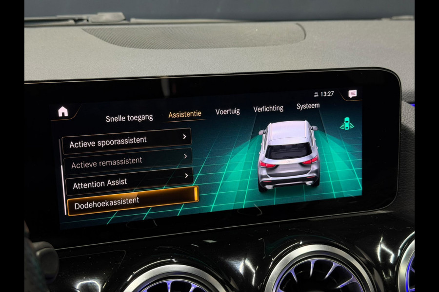 Mercedes-Benz GLA 200 AMG Keyless Pano Dodehoek Memory Trekhaak Multibeam Full Option