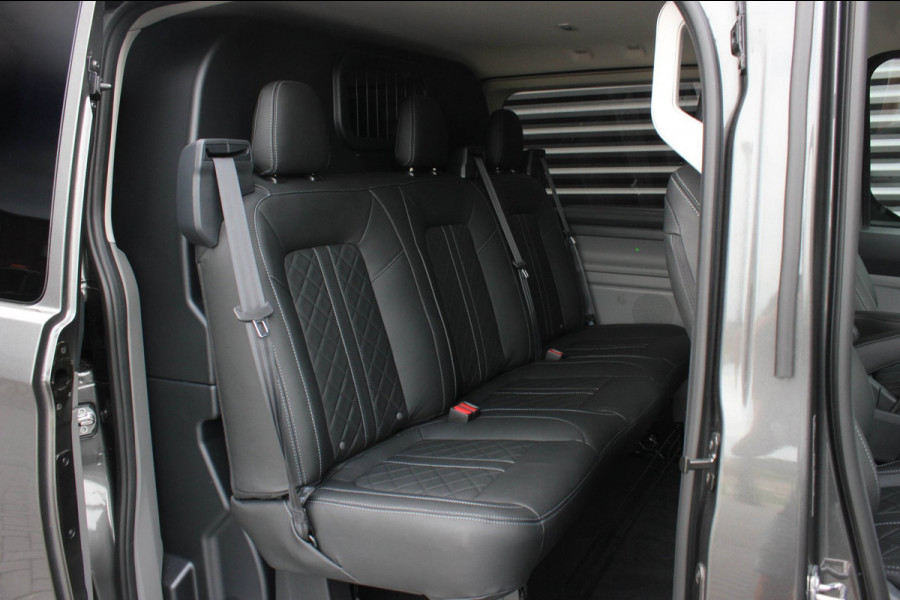Ford E-Transit Cust. 320 L2H1 Sport 71 kWh DC DUBBEL CABINE / JB-EDITON / CAMERA / 370KM RANGE / APPLE CARPLAY DRIVERS-PACK /FULL
