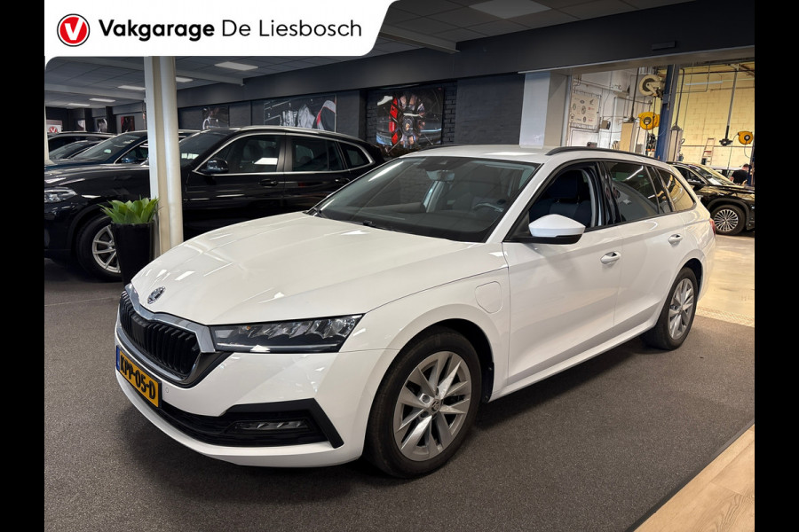Škoda Octavia Combi 1.4 TSI iV PHEV Business Edition / Navigatie / carplay / cruisecontrol /dealer onderhouden