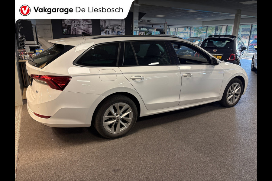 Škoda Octavia Combi 1.4 TSI iV PHEV Business Edition / Navigatie / carplay / cruisecontrol /dealer onderhouden