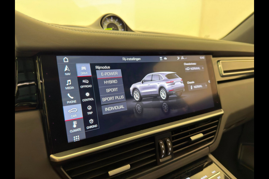 Porsche Cayenne 3.0 Platinum Edition / 1e eig / Pano / Sport Chrono