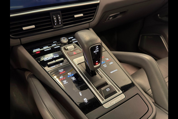 Porsche Cayenne 3.0 Platinum Edition / 1e eig / Pano / Sport Chrono
