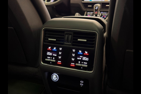 Porsche Cayenne 3.0 Platinum Edition / 1e eig / Pano / Sport Chrono