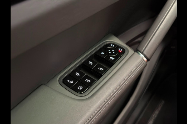 Porsche Cayenne 3.0 Platinum Edition / 1e eig / Pano / Sport Chrono