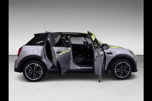 MINI 5-deurs 1.5 Cooper Camden BLACK-EDITION 136PK NAVI/CARPLAY/LED/DAB/ECC/PDC/CRUISE///