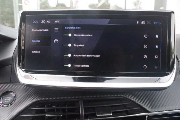 Peugeot 208 1.2 Hybrid 145PK AUTOMAAT GT | CAMERA VOOR + ACHTER | NAVIGATIE | DRAADLOZE APPLE CARPLAY/ANDROID AUTO | FULL LED KOPLAMPEN | LICHTMETALEN VELGEN 17" | DODEHOEK DETECTIE | DRAADLOZE TELEFOONLADER | KEYLESS ENTRY/START | DAB+ RADIO | ADAPTIVE CRUISE CONTROL | CLIMATE CONTROL |