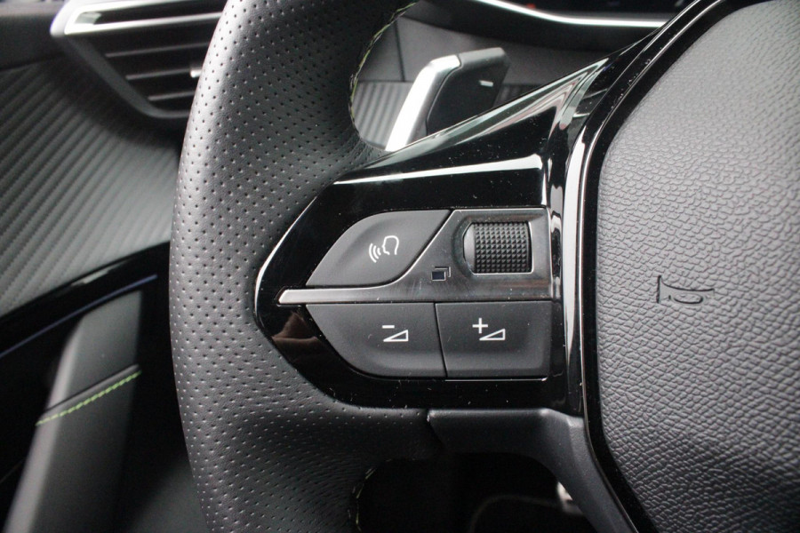 Peugeot 208 1.2 Hybrid 145PK AUTOMAAT GT | CAMERA VOOR + ACHTER | NAVIGATIE | DRAADLOZE APPLE CARPLAY/ANDROID AUTO | FULL LED KOPLAMPEN | LICHTMETALEN VELGEN 17" | DODEHOEK DETECTIE | DRAADLOZE TELEFOONLADER | KEYLESS ENTRY/START | DAB+ RADIO | ADAPTIVE CRUISE CONTROL | CLIMATE CONTROL |