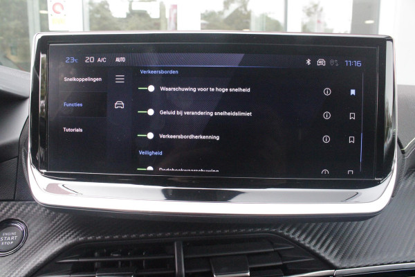 Peugeot 208 1.2 Hybrid 145PK AUTOMAAT GT | CAMERA VOOR + ACHTER | NAVIGATIE | DRAADLOZE APPLE CARPLAY/ANDROID AUTO | FULL LED KOPLAMPEN | LICHTMETALEN VELGEN 17" | DODEHOEK DETECTIE | DRAADLOZE TELEFOONLADER | KEYLESS ENTRY/START | DAB+ RADIO | ADAPTIVE CRUISE CONTROL | CLIMATE CONTROL |