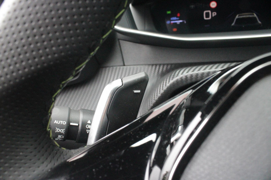 Peugeot 208 1.2 Hybrid 145PK AUTOMAAT GT | CAMERA VOOR + ACHTER | NAVIGATIE | DRAADLOZE APPLE CARPLAY/ANDROID AUTO | FULL LED KOPLAMPEN | LICHTMETALEN VELGEN 17" | DODEHOEK DETECTIE | DRAADLOZE TELEFOONLADER | KEYLESS ENTRY/START | DAB+ RADIO | ADAPTIVE CRUISE CONTROL | CLIMATE CONTROL |