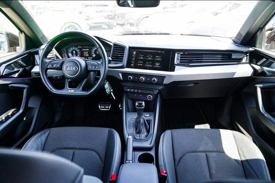 Audi A1 Sportback 40 TFSI edition one | Bang & Olufsen | Camera | Sfeer verlichting | Digitaal dashboard