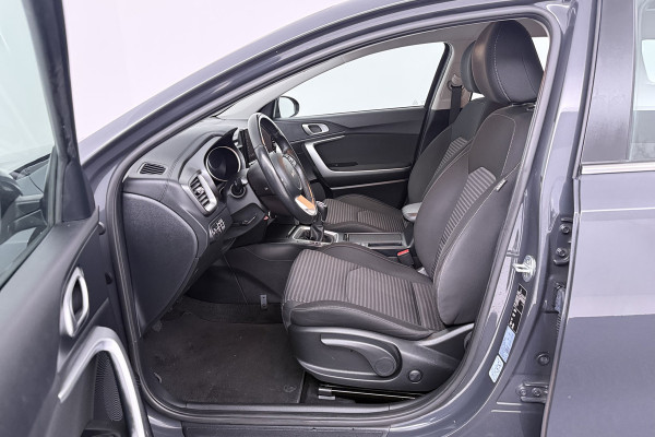 Kia Ceed Sportswagon 1.5 T-GDi DynamicLine (NAVIGATIE, LED, AUTOPILOT, CARPLAY, 1e EIGENAAR, GOED ONDERHOUDEN)