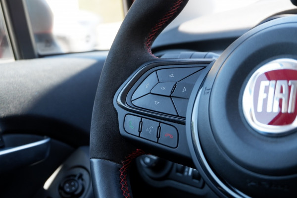 Fiat 500X 1.5 Hybrid Sport / INCL. 12mnd BOVAG / Apple-Carplay / Navi