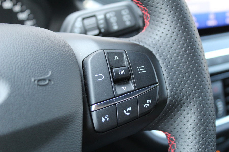 Ford Fiesta 1.0 EcoBoost Hybrid 125PK ST-Line X | Trekhaak | B&O | Winterpack | Navigatie | Cruise control