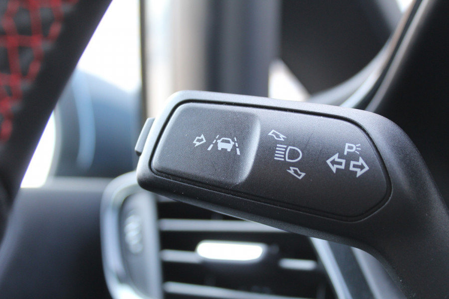 Ford Fiesta 1.0 EcoBoost Hybrid 125PK ST-Line X | Trekhaak | B&O | Winterpack | Navigatie | Cruise control