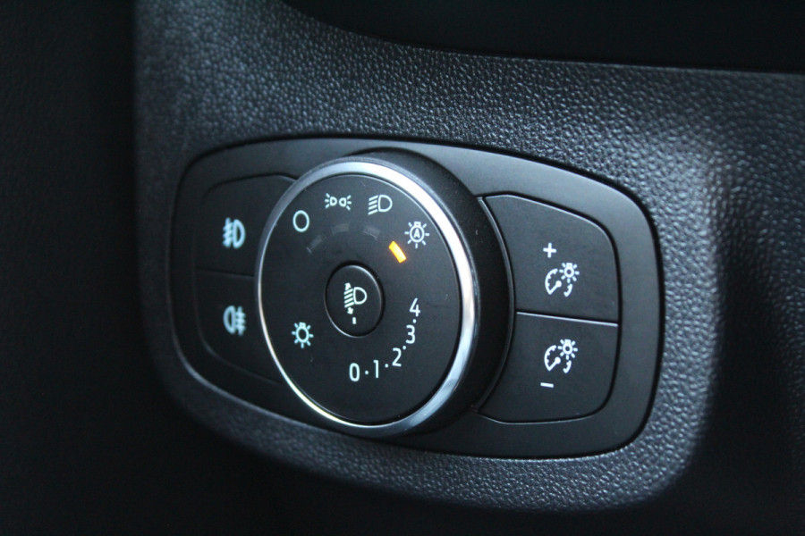 Ford Fiesta 1.0 EcoBoost Hybrid 125PK ST-Line X | Trekhaak | B&O | Winterpack | Navigatie | Cruise control