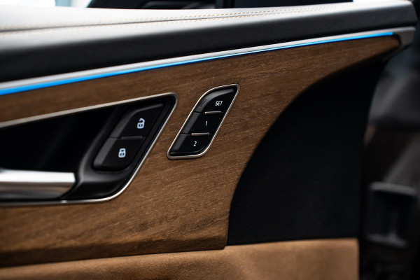 Audi Q8 60 TFSI e quattro Pro Line S Competition *Audi Exclusive Paint / Bang & Olufsen Advanced / Stoelventilatie + Massage / Night-Vision / Vierwiel-besturing / Panorama*