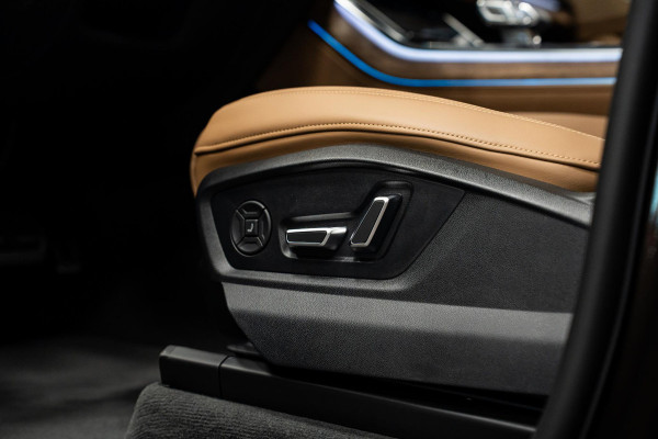 Audi Q8 60 TFSI e quattro Pro Line S Competition *Audi Exclusive Paint / Bang & Olufsen Advanced / Stoelventilatie + Massage / Night-Vision / Vierwiel-besturing / Panorama*