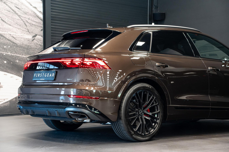 Audi Q8 60 TFSI e quattro Pro Line S Competition *Audi Exclusive Paint / Bang & Olufsen Advanced / Stoelventilatie + Massage / Night-Vision / Vierwiel-besturing / Panorama*