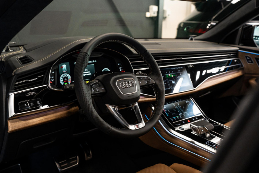 Audi Q8 60 TFSI e quattro Pro Line S Competition *Audi Exclusive Paint / Bang & Olufsen Advanced / Stoelventilatie + Massage / Night-Vision / Vierwiel-besturing / Panorama*