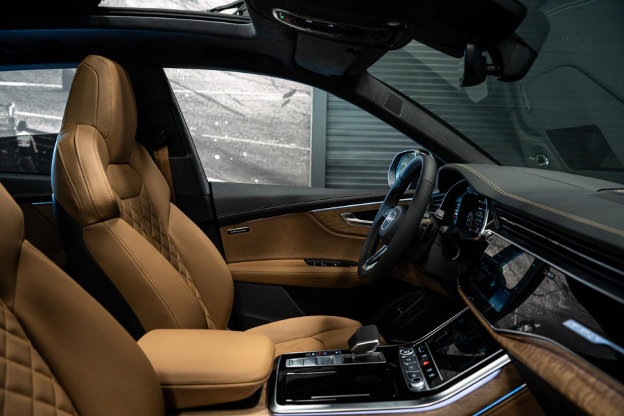 Audi Q8 60 TFSI e quattro Pro Line S Competition *Audi Exclusive Paint / Bang & Olufsen Advanced / Stoelventilatie + Massage / Night-Vision / Vierwiel-besturing / Panorama*
