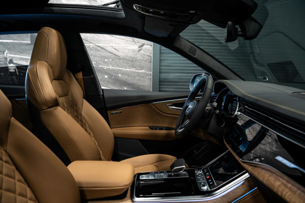 Audi Q8 60 TFSI e quattro Pro Line S Competition *Audi Exclusive Paint / Bang & Olufsen Advanced / Stoelventilatie + Massage / Night-Vision / Vierwiel-besturing / Panorama*