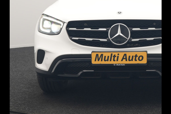 Mercedes-Benz GLC 300e 4MATIC Advantage PHEV 313pk Dealer O.H. | Trekhaak Af Fabriek | Panodak | Burmester Audio | Sportstoelen Verwarmd | Sfeerverlichting | Blis | Apple Carplay | Navigatie | DAB | Cruise Control | Plug In Hybrid |