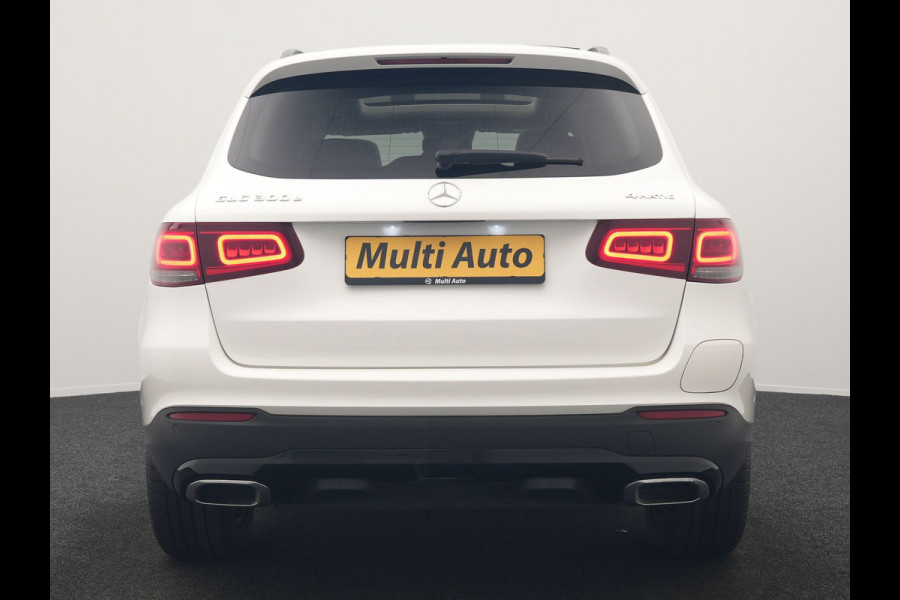 Mercedes-Benz GLC 300e 4MATIC Advantage PHEV 313pk Dealer O.H. | Trekhaak Af Fabriek | Panodak | Burmester Audio | Sportstoelen Verwarmd | Sfeerverlichting | Blis | Apple Carplay | Navigatie | DAB | Cruise Control | Plug In Hybrid |