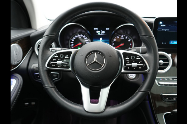 Mercedes-Benz GLC 300e 4MATIC Advantage PHEV 313pk Dealer O.H. | Trekhaak Af Fabriek | Panodak | Burmester Audio | Sportstoelen Verwarmd | Sfeerverlichting | Blis | Apple Carplay | Navigatie | DAB | Cruise Control | Plug In Hybrid |