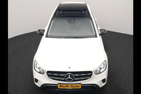 Mercedes-Benz GLC 300e 4MATIC Advantage PHEV 313pk Dealer O.H. | Trekhaak Af Fabriek | Panodak | Burmester Audio | Sportstoelen Verwarmd | Sfeerverlichting | Blis | Apple Carplay | Navigatie | DAB | Cruise Control | Plug In Hybrid |