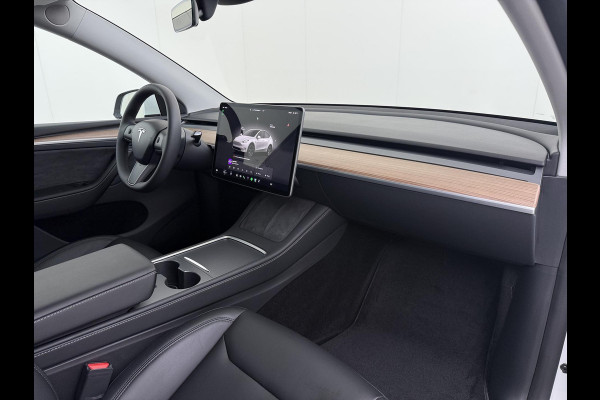 Tesla Model Y Long Range RWD 75 kWh LONG RANGE AWD FSD! VAN: 46.900,- VOOR: 43.877,- | FULL SELF DRIVE OP DE AUTO (UNIEK, GEEN ABONNEMENT MAAR GEKOCHT )|
