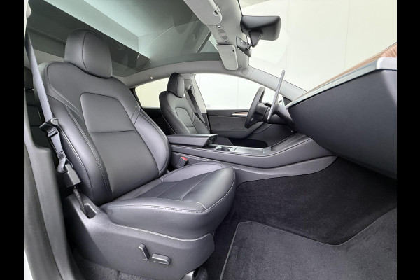 Tesla Model Y Long Range RWD 75 kWh LONG RANGE AWD FSD! VAN: 46.900,- VOOR: 43.877,- | FULL SELF DRIVE OP DE AUTO (UNIEK, GEEN ABONNEMENT MAAR GEKOCHT )|