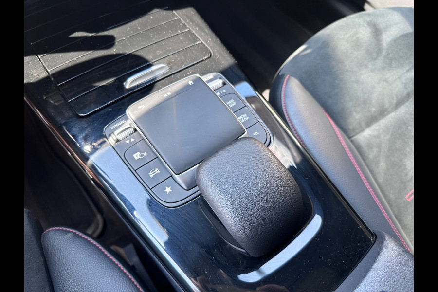 Mercedes-Benz CLA-Klasse Shooting Brake 200 AMG Line ACC / PANO / HEAD-UP / LANE-ASSIST / SFEER
