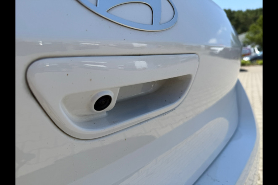 Hyundai i10 1.0 Premium Automaat (BOVAG/RIJKLAARPRIJS)