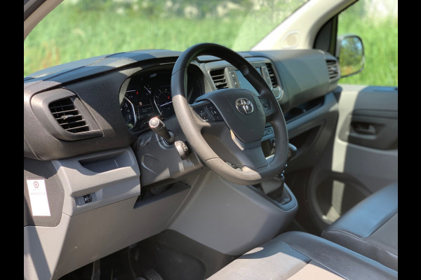 Toyota ProAce Worker 2.0 D-4D Navigator Long