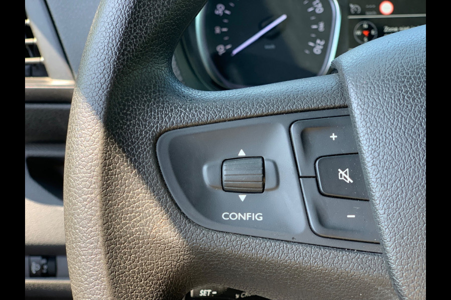 Toyota ProAce Worker 2.0 D-4D Navigator Long