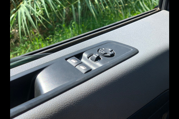 Toyota ProAce Worker 2.0 D-4D Navigator Long