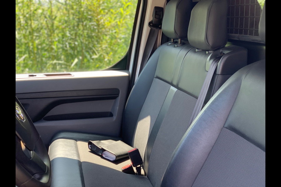 Toyota ProAce Worker 2.0 D-4D Navigator Long
