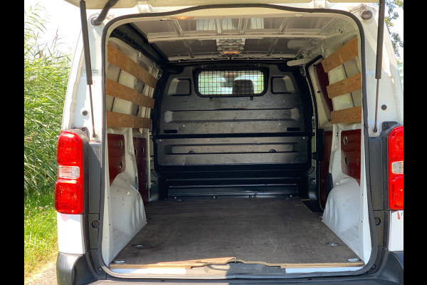 Toyota ProAce Worker 2.0 D-4D Navigator Long