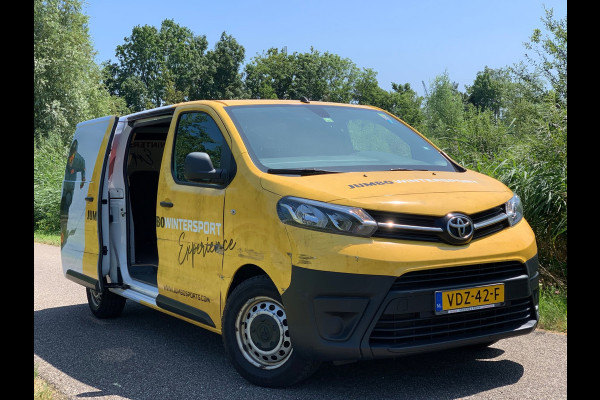 Toyota ProAce Worker 2.0 D-4D Navigator Long