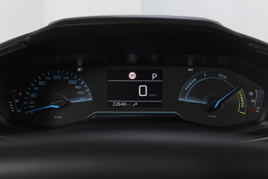 Peugeot 2008 1.2 Hybrid 136 Style | Cruise | PDC | App. Connect | ECC | LM 18" | 2418