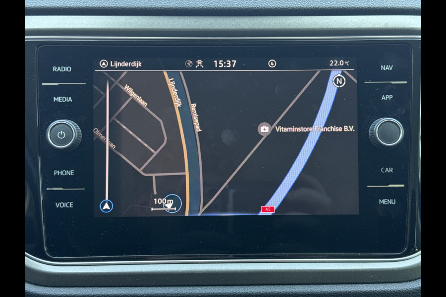 Volkswagen T-Roc 1.5 TSI DSG BUSINESS ACC/CARPLAY/TREKHAAK