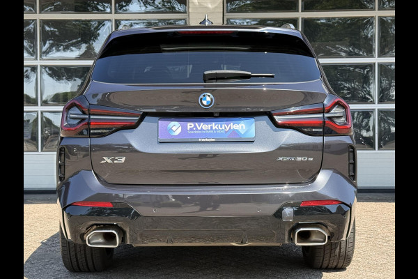 BMW X3 xDrive30e M SPORT | SPORTREMMEN ROOD | PANORAMA | TREKHAAK | ADAPTIEF ONDERSTEL | CAMERA | KEYLESS |