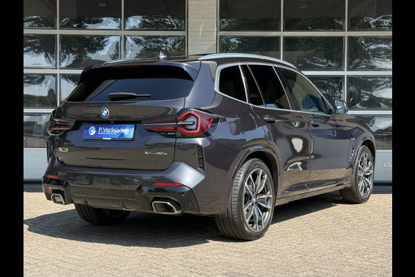 BMW X3 xDrive30e M SPORT | SPORTREMMEN ROOD | PANORAMA | TREKHAAK | ADAPTIEF ONDERSTEL | CAMERA | KEYLESS |