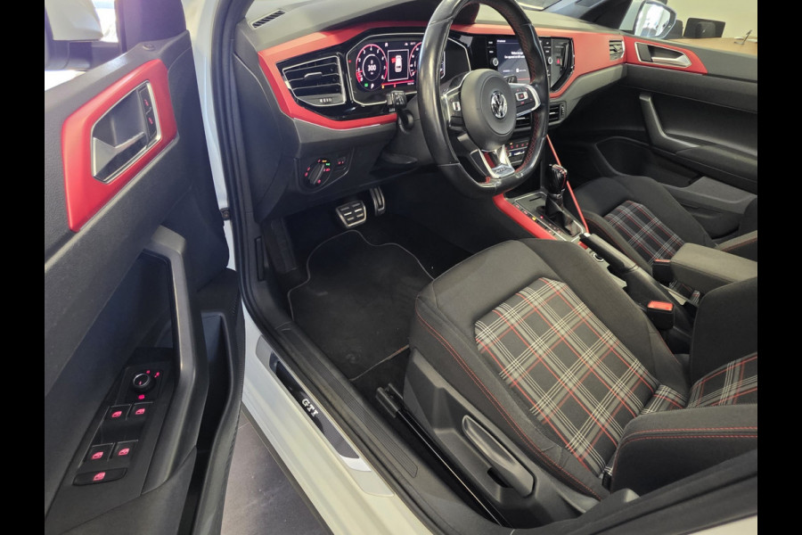Volkswagen Polo 2.0 TSI GTI DSG – 200 PK – Pano – CarPlay – Stoelverwarming