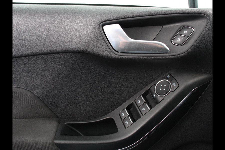 Ford Fiesta 1.0 EcoBoost ST Line Navigatie Parkeersensoren Bluetooth Cruise Control DAB Climate Control Lichtmetalen Velgen