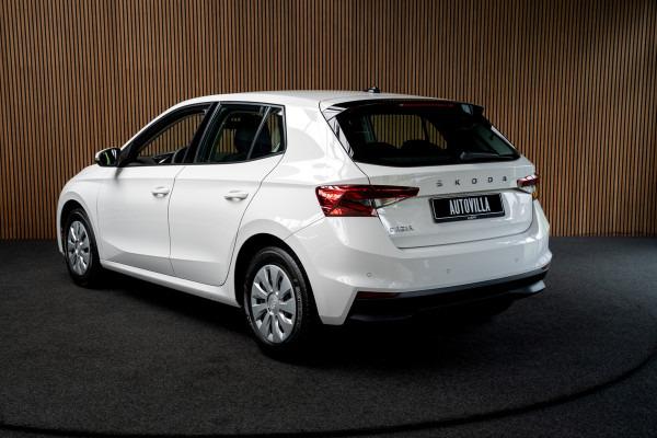 Škoda Fabia 1.0 Navi Airco Stoelverwarm. PDC Cruise Carplay BTW auto